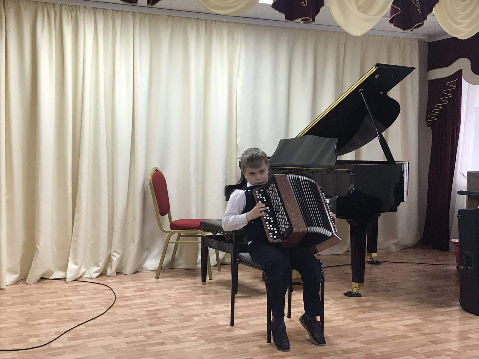 IMG 0c0f0a0c6606ff57c783e60f0f7789e6 V