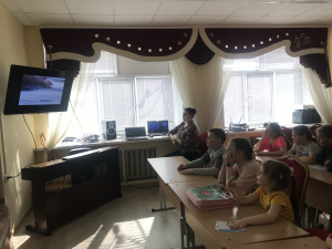 Тематический час &laquo;Осторожно, тонкий лёд!&raquo;